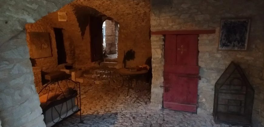 Château Revest-du-Bion