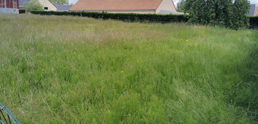 Terrain constructible à Sassenay