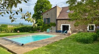 Maison en pierres rénovée entre Chalon s/S et Tournus