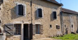 MAISON EN PIERRES