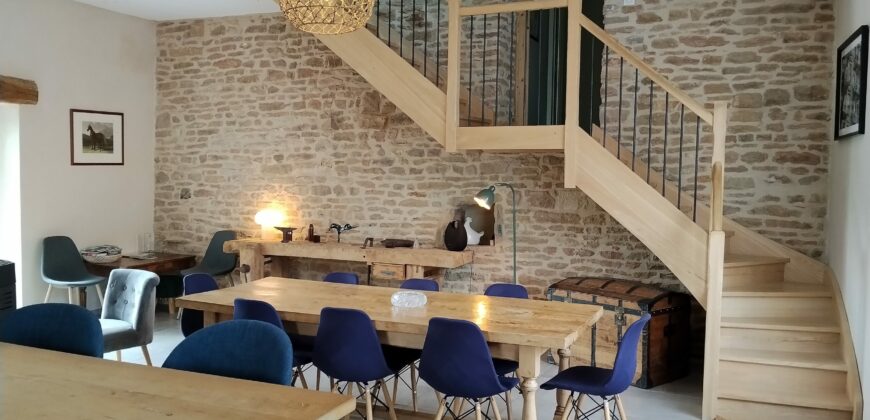 Maison en pierres rénovée entre Chalon s/S et Tournus